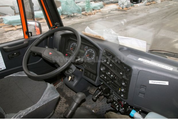 Приборная панель Камаз 43118-3078-46