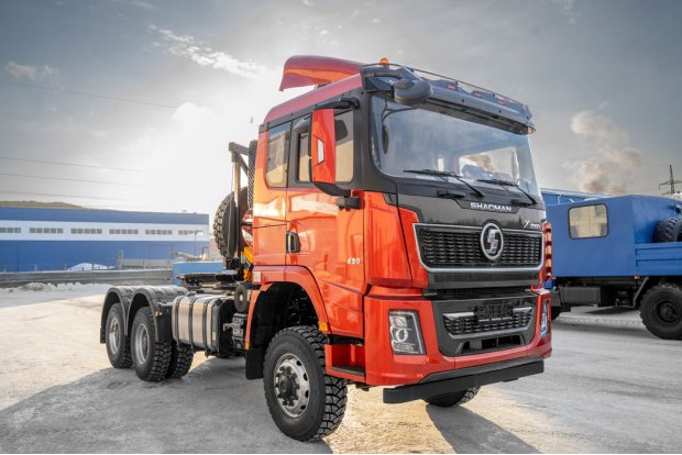 Седельный тягач УСТ 5453 SHACMAN (ШАКМАН) SX42586V385 (6х6), шины 315/80R22,5, ССУ 1560, ДОПОГ