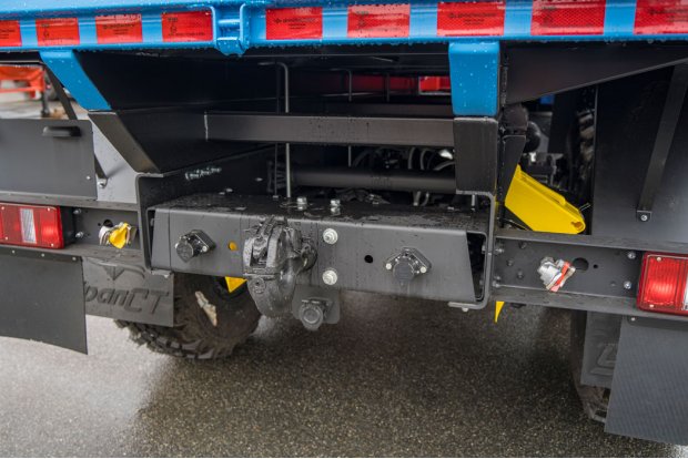 Заднее сцепное устройство