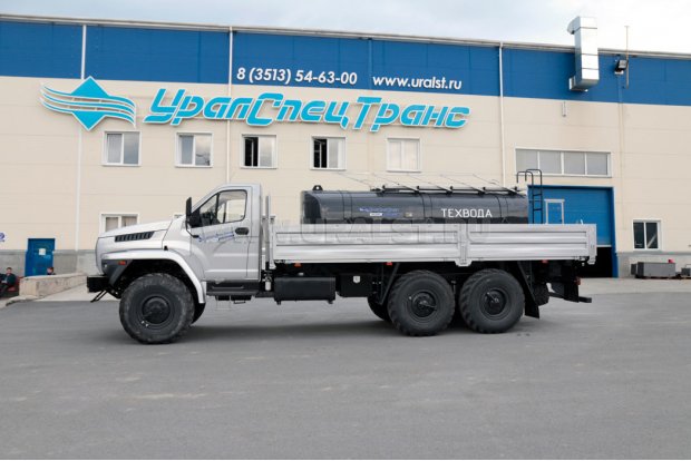 Автомобиль-контейнеровоз бортовой Урал NEXT 4320-6951-74