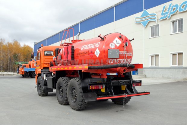 Автоцистерна нефтепромысловая АКН-6,5 ВК-3М
