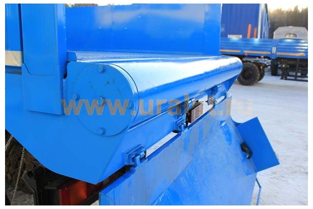 Контейнеровоз Камаз 43118-46