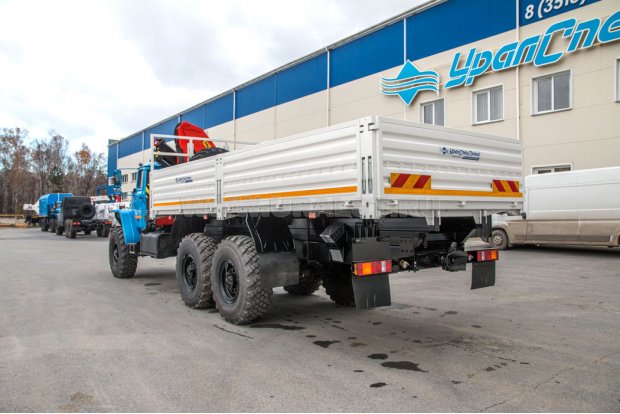 Автомобиль бортовой Урал 4320-60М с КМУ ИМ-150N