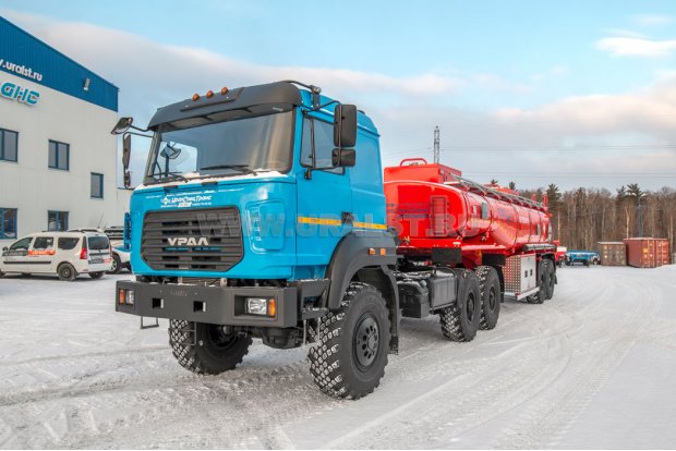 Полуприцеп цистерна ППЦ 23-21-2 УСТ 9465 рамная 
