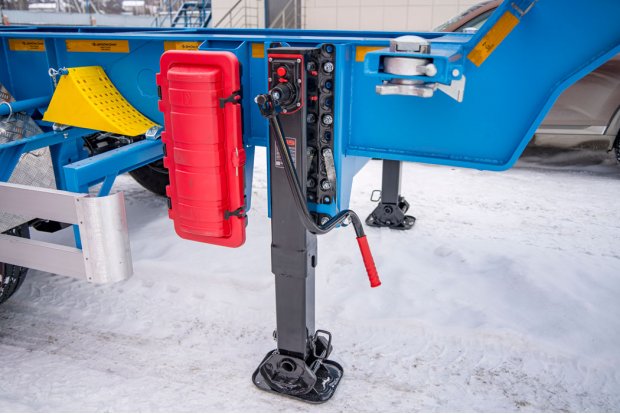 Опорное устройство