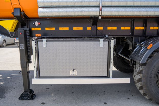 Боковая защита