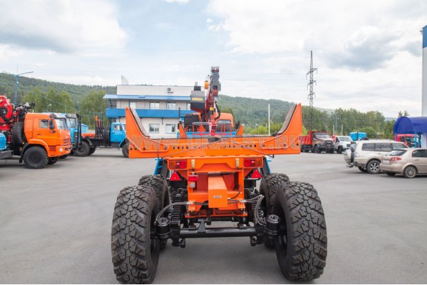 Автомобиль бортовой Камаз 43118-50 с КМУ ИТ-150