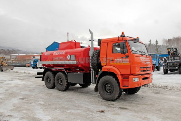 Автоцистерна нефтепромысловая АЦН-11 УСТ-5453 на шасси Камаз 43118-46