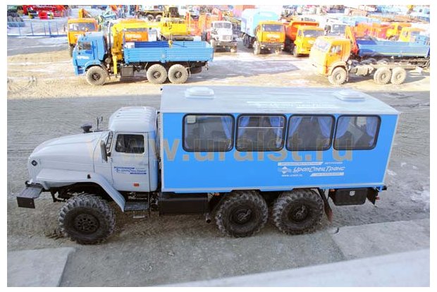 Автобус вахтовый 20 УСТ 54535 Урал 4320-61Е5