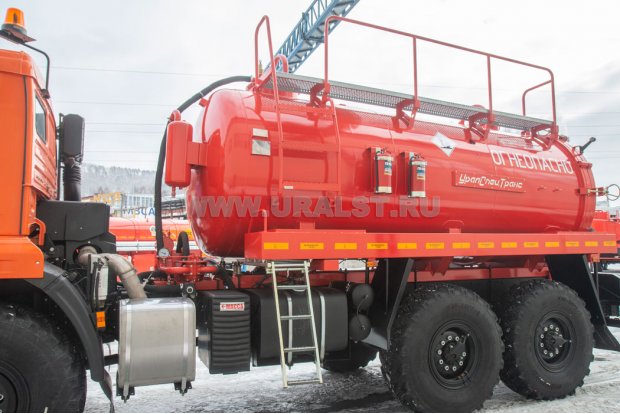 Автоцистерна вакуумная для нефтепродуктов АКН-11-ОД КО УСТ 5453 Камаз 43118-50, доработка под ДОПОГ
