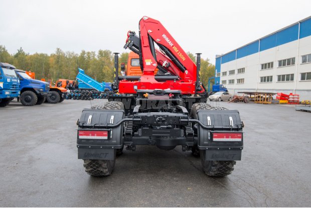 Седельный тягач с КМУ ИМ-150N УСТ 5453 Камаз 43118