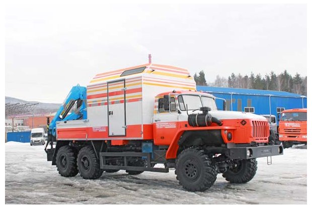 Фургон мастерская Урал с КМУ