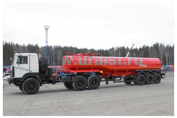 Полуприцеп цистерна нефтевоз ППЦН-30-32 с седельным тягачом МАЗ 642508-350-050P