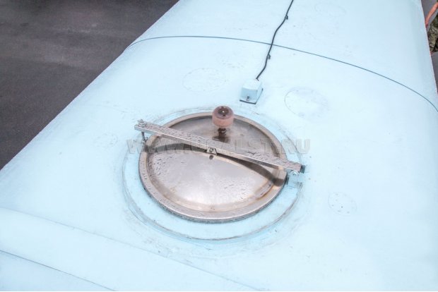Автоцистерна для воды АЦПТ-8НО УСТ 5453 Урал 5557-1112-60 насос, обогрев