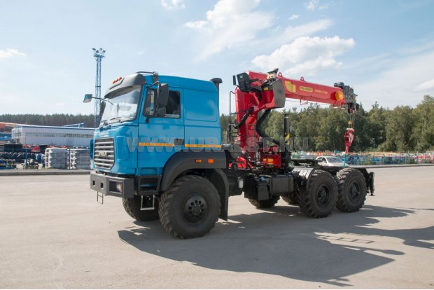 Седельный тягач Урал 5557-80 с краном-манипулятором ИТ-180