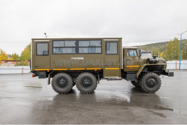 Автобус вахтовый Урал 32551-0013-61Е5