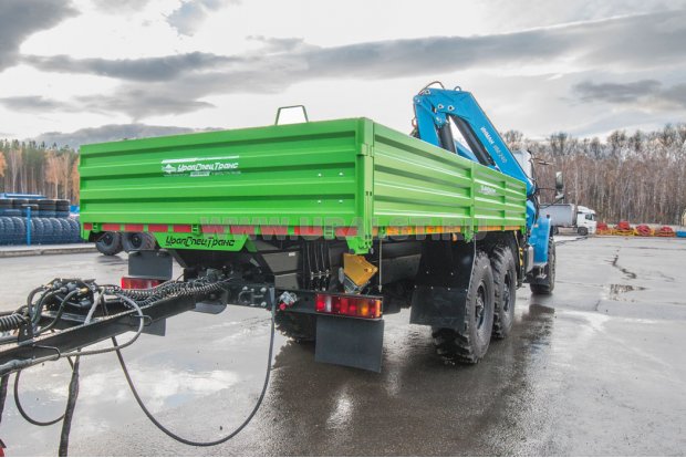 Автомобиль бортовой с КМУ ИМ-240 УСТ 5453 Урал NEXT 4320-72Е5Г38