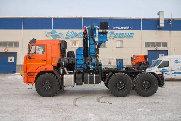 Седельный тягач с КМУ ИМ-240 УСТ 54531Т Камаз 53504-6030-50