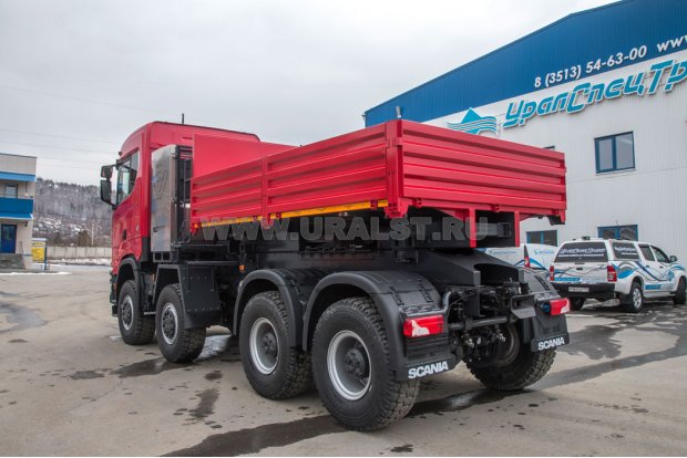 Седельный тягач SCANIA 8х8
