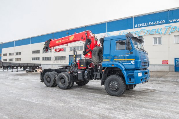 Седельный тягач с КМУ ИТ-200 (тросовый) УСТ 54531U Камаз 65225-53(RT) ДОПОГ