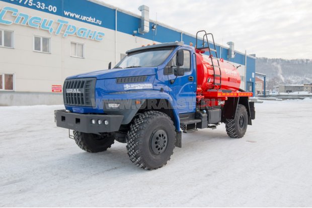 Автоцистерна вакуумная МВ-4,5Т Урал 43206-72 NEXT