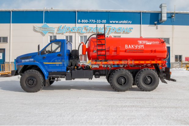 Вакуумная машина МВ-10 КО УСТ 5453 Урал NEXT 4320-6951-72 ревизионный люк