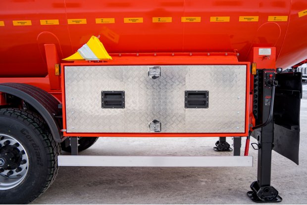 Боковая защита