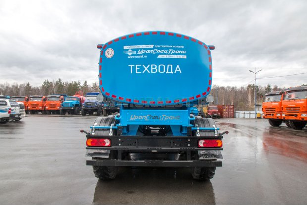 Полуприцеп для технической воды ППЦТВ 30П-31Н УСТ 9465 рамная, насос ССУ 1350