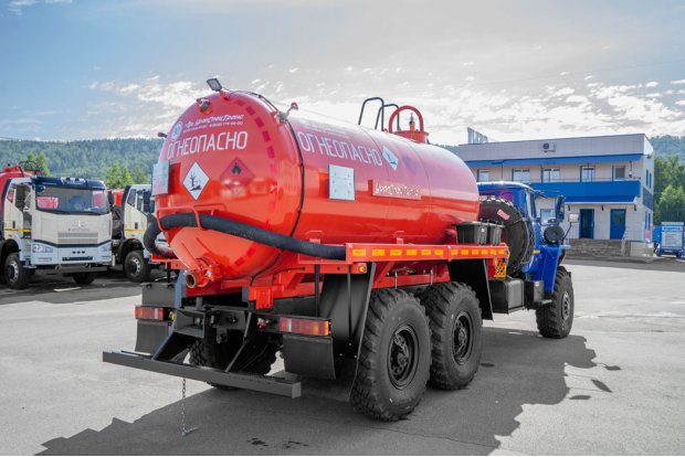 Автоцистерна вакуумная нефтепромысловая АКН-10 КО УСТ 5453 Урал 4320-1951-60, доработка под ДОПОГ, УВЭОС