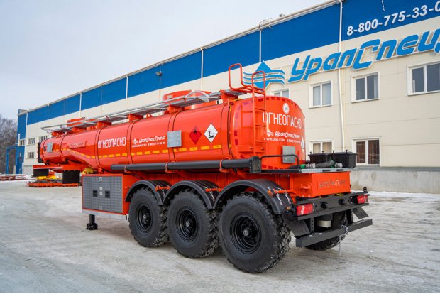Полуприцеп-цистерна ППЦ 23-32Л-2НУ УСТ 9465 рамная, насос ССУ 1600