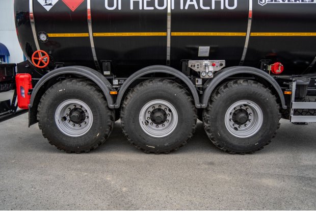 Оси полуприцепа