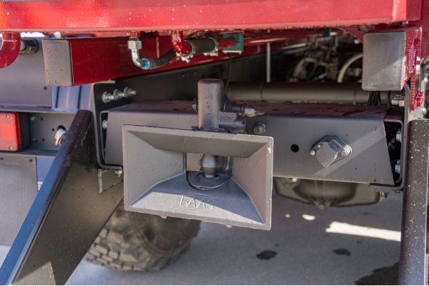 Заднее сцепное устройство