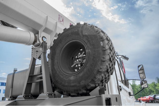 Автокран КС 55732-25-28 "Челябинец" Урал NEXT 4320-72Е5