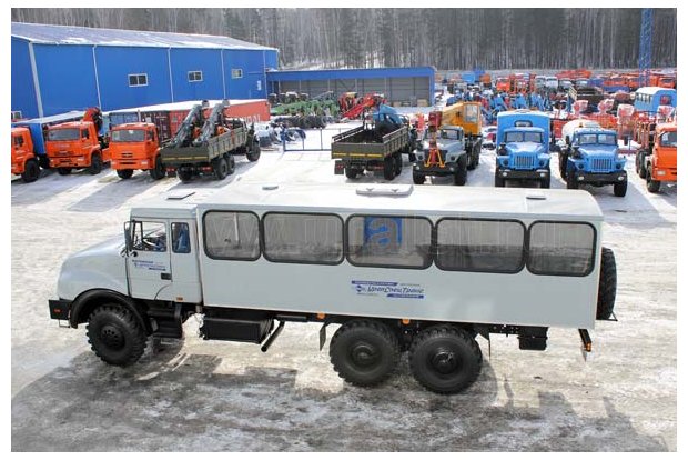 Вахтовый автобус Урал