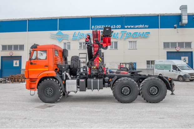 Седельный тягач с КМУ ИМ-320-04 УСТ 5453 Камаз 43118-50