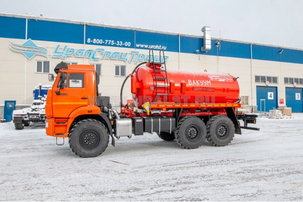 Автоцистерна вакуумная МВ-10 КО УСТ 5453 Камаз 43118-50, ревизионный люк