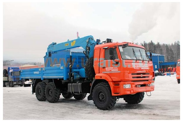 Автомобиль бортовой Камаз 43118-24 с краном-манипулятором ИТ-180