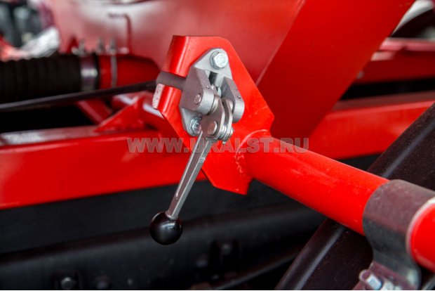 Рычаг управления донным клапаном