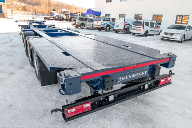 Грузовая платформа полуприцепа