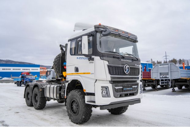 Седельный тягач УСТ 5453 SHACMAN (ШАКМАН) SX42586V385 (6х6), шины 14R20, ССУ 1630 ДОПОГ, гидрофикация