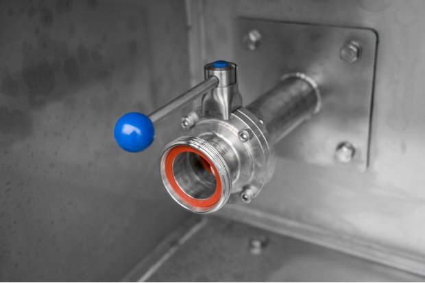 Щтуцер системы мойки