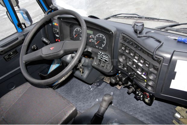 Автобус вахтовый 22+2 комфорт УСТ 54535 Камаз 5350-66(D5)