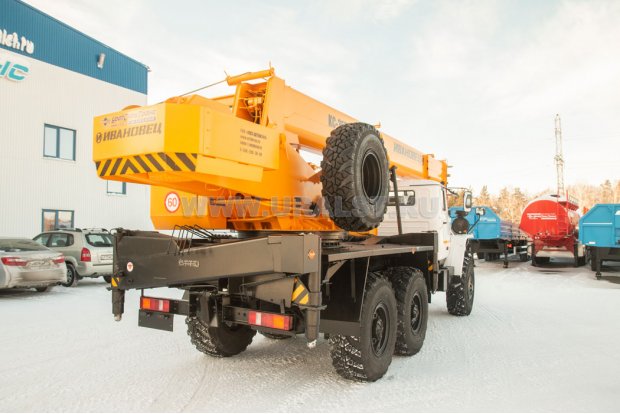 Автокран КС 35714 "Ивановец" Урал 5557