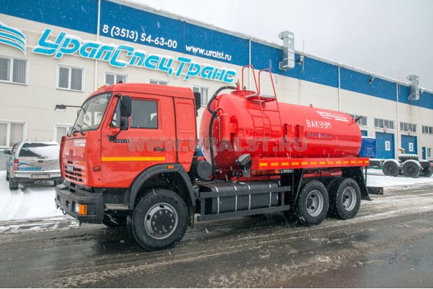 Автоцистерна вакуумная МВ-10 КО УСТ-5453 на шасси Камаз 65115