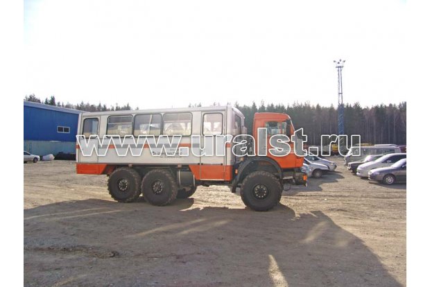 Салон вахтового автобуса КАМАЗ 4208