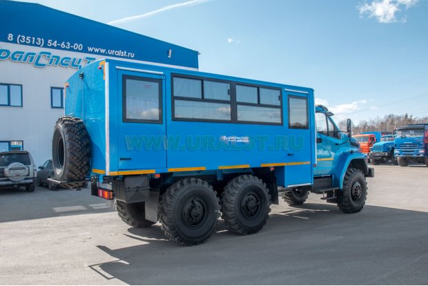 Вахтовый автобус Урал-NEXT 32551-5013-71