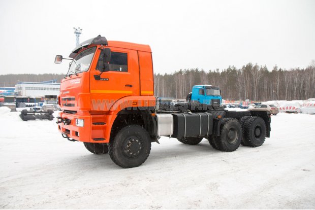 Седельный тягач Камаз 65225-6015-53