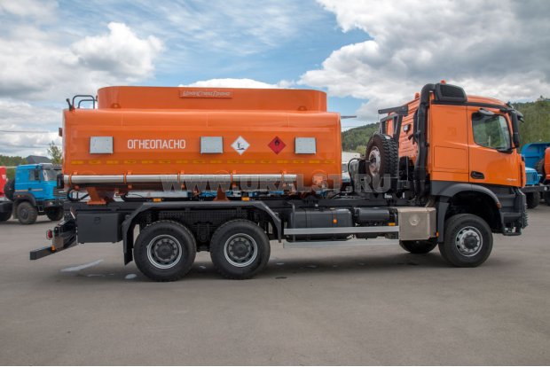 Автотопливозаправщик АТЗ 18-3 УСТ 5453Т1 Mercedes-Benz Actros 3345А