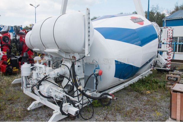 Навеска автобетоносмеситель АБС-9АП