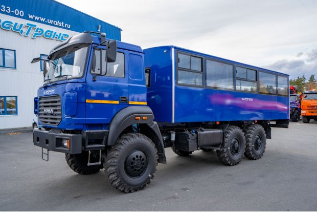 Автобус вахтовый Урал 3255-3013-79Е5